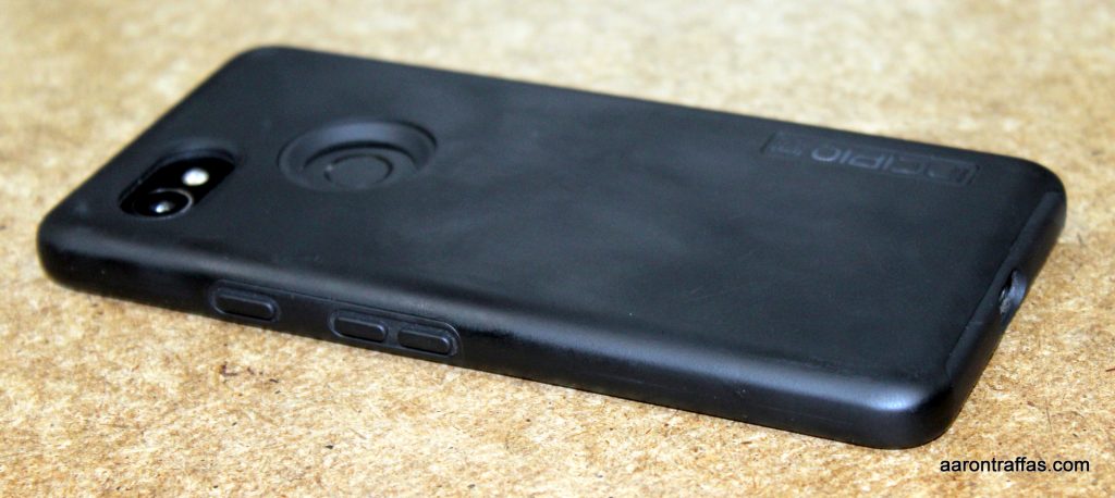 Pixel 2 XL with Incipio DualPro case